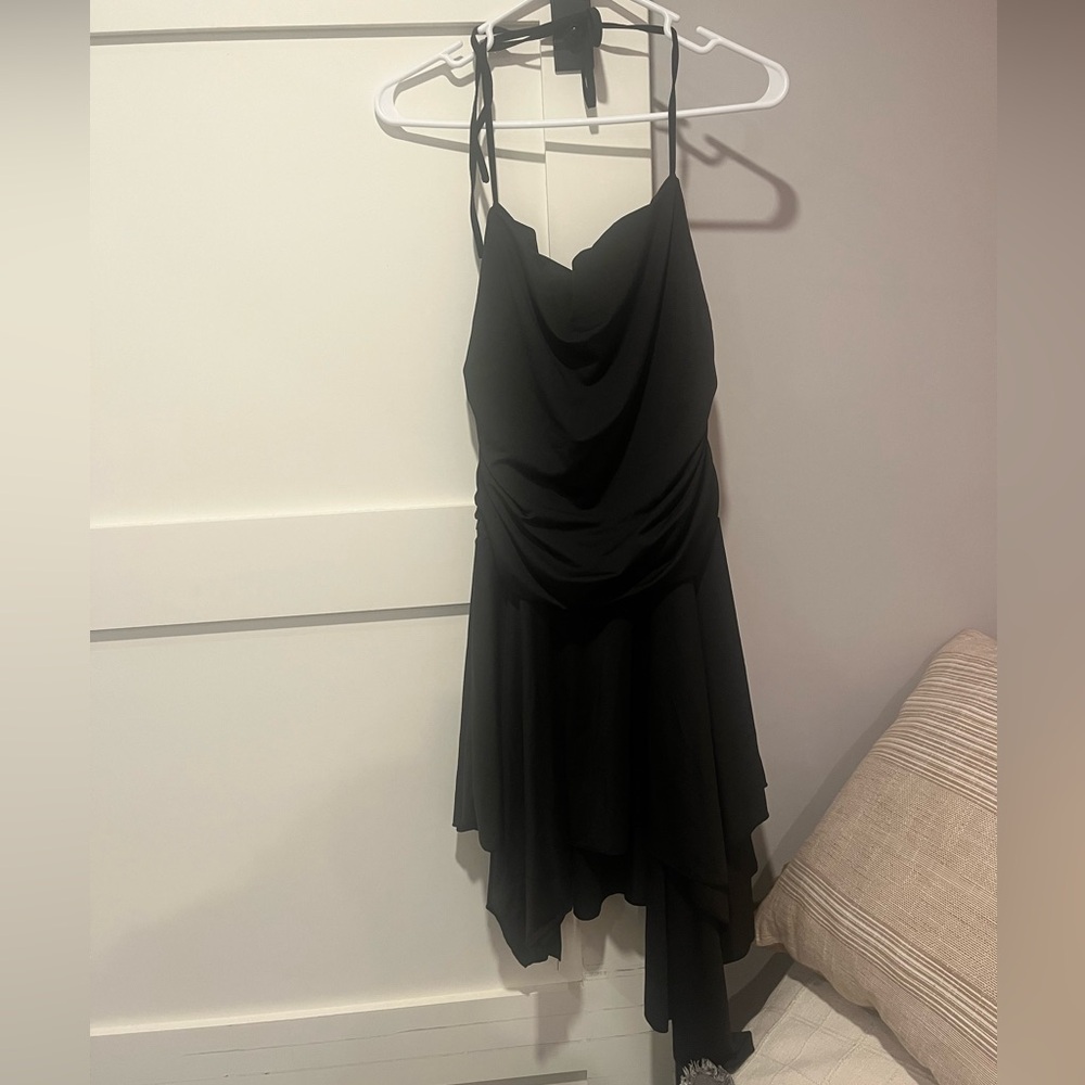 Elegant Black Sleeveless Dress